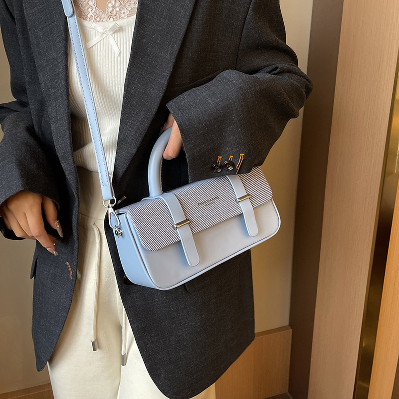 2024 new box trend versatile shoulder niche design splicing crossbody handbag small square bag for women