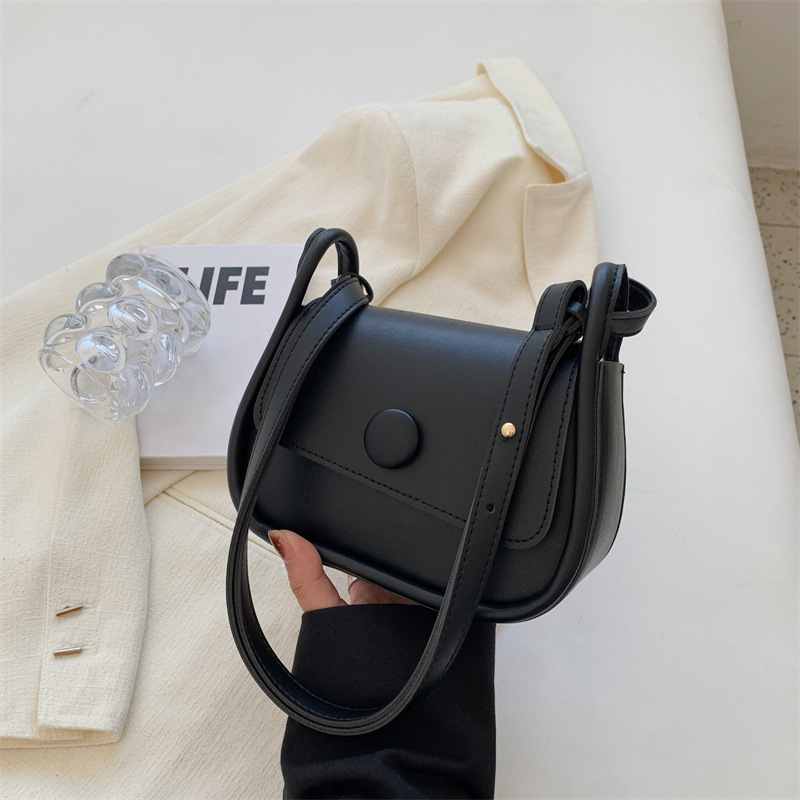 2025 new fashionable casual commuting crossbody bagniche design women's shoulder bagsmall square bag color collisionretro fashion designer casual