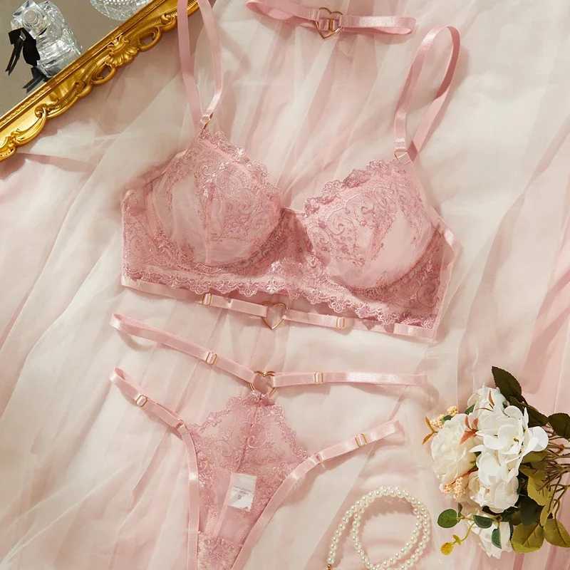 Sexy Lingerie Comfortable Ultra-Thin Sexy Lace Patchwork Mesh Semi-Transparent Push-Up Pink Underwear Set New R250520