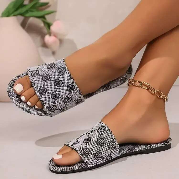 hot free shipping designer Sandals for woman 2025 newoutdoor breathable light platform slippers fashionable and comfortable khaki pink
