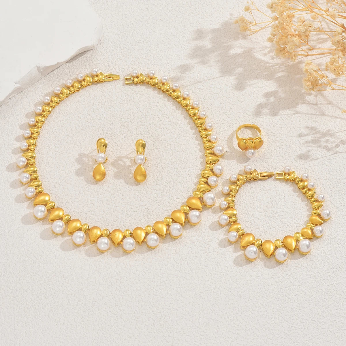 Exquisite Waterdrop Shaped Pearl Choker Dangle Earrings Bracelet Ring Set Womens Glossy Gold Color Party Date Jewelry 250520