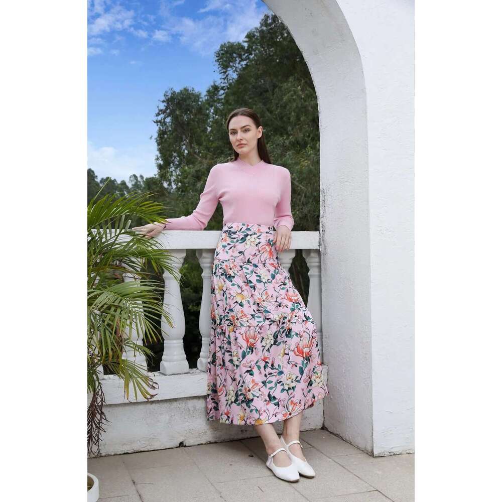 AP 2025Ss Women Floral Satin Slip Dress Light Pink Knitting V-Neck Sweater Elegant Lady Skirt Designer
