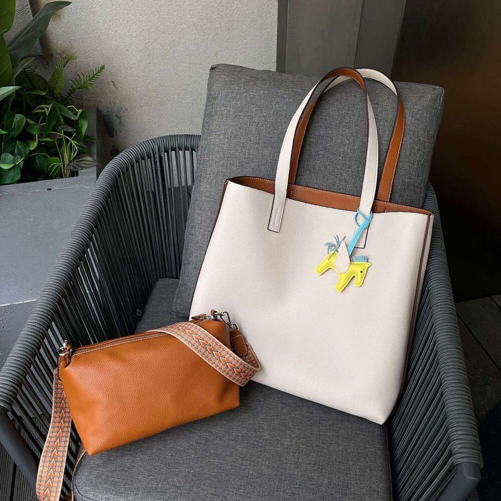 double sided shopping high order design ultra fiber leather inner outer tote large capacity shoulder bag can be printed with japanese and korean trend