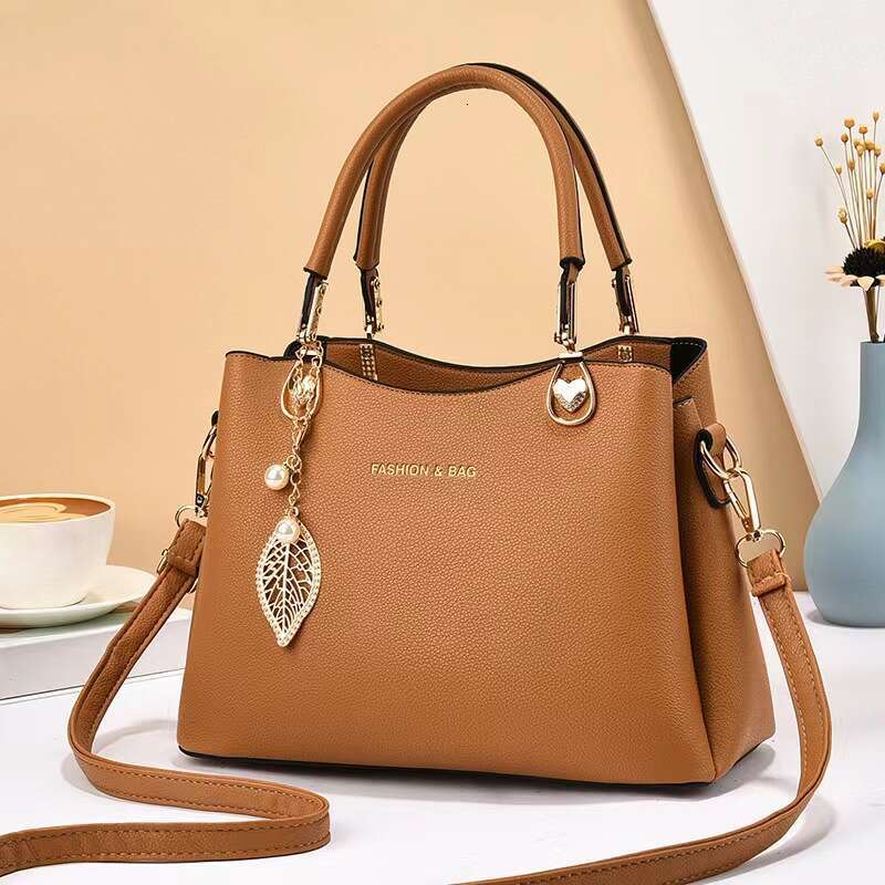 Women s new atmospheric texture handbag mother simple shoulder bag bags
