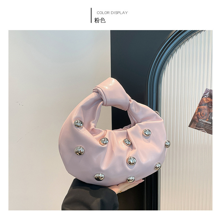 2025 new women's Korean version rivet personality fashion niche shoulder internet famous crossbody armpit bag