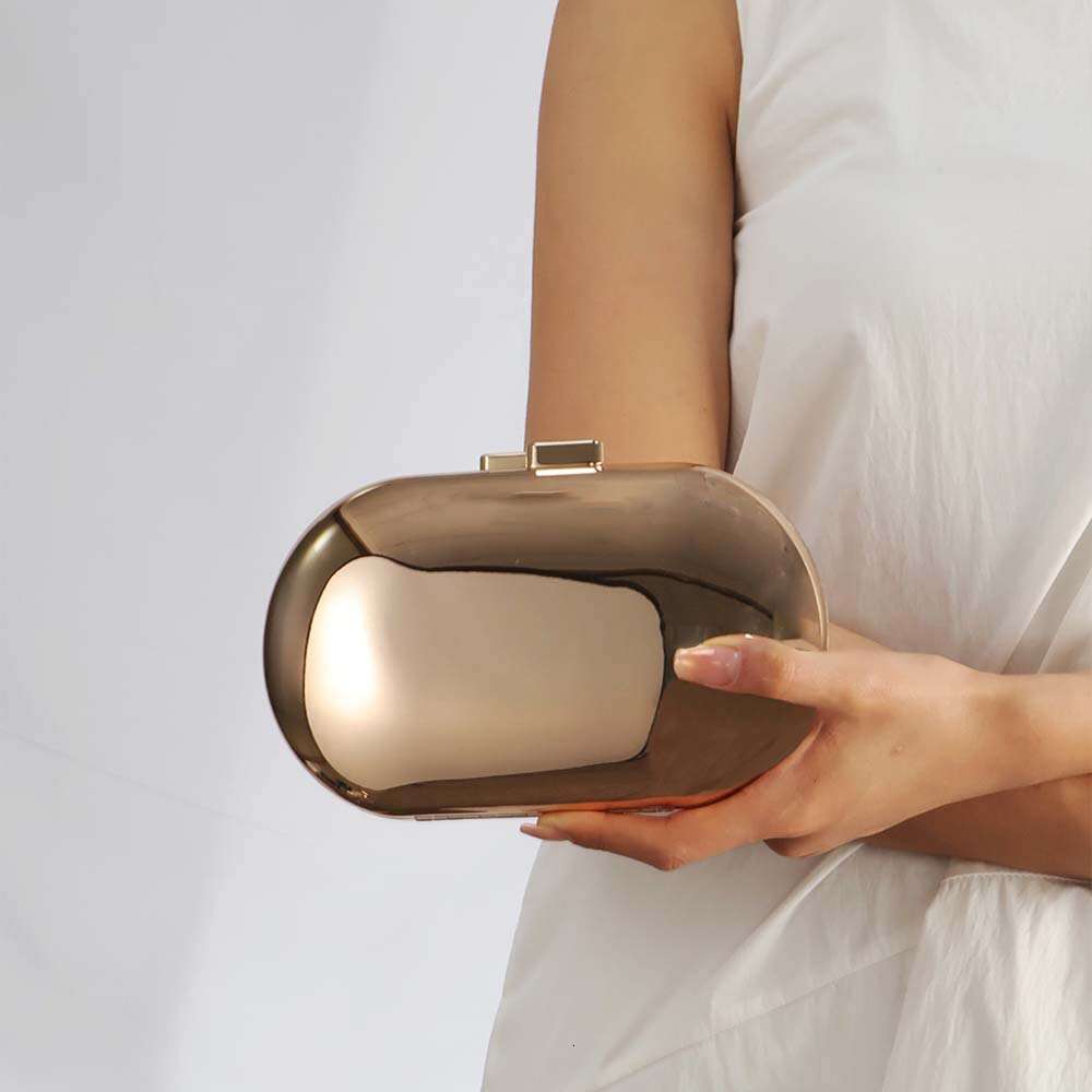 New acrylic bag for fashionable and personalized socialite dinner party