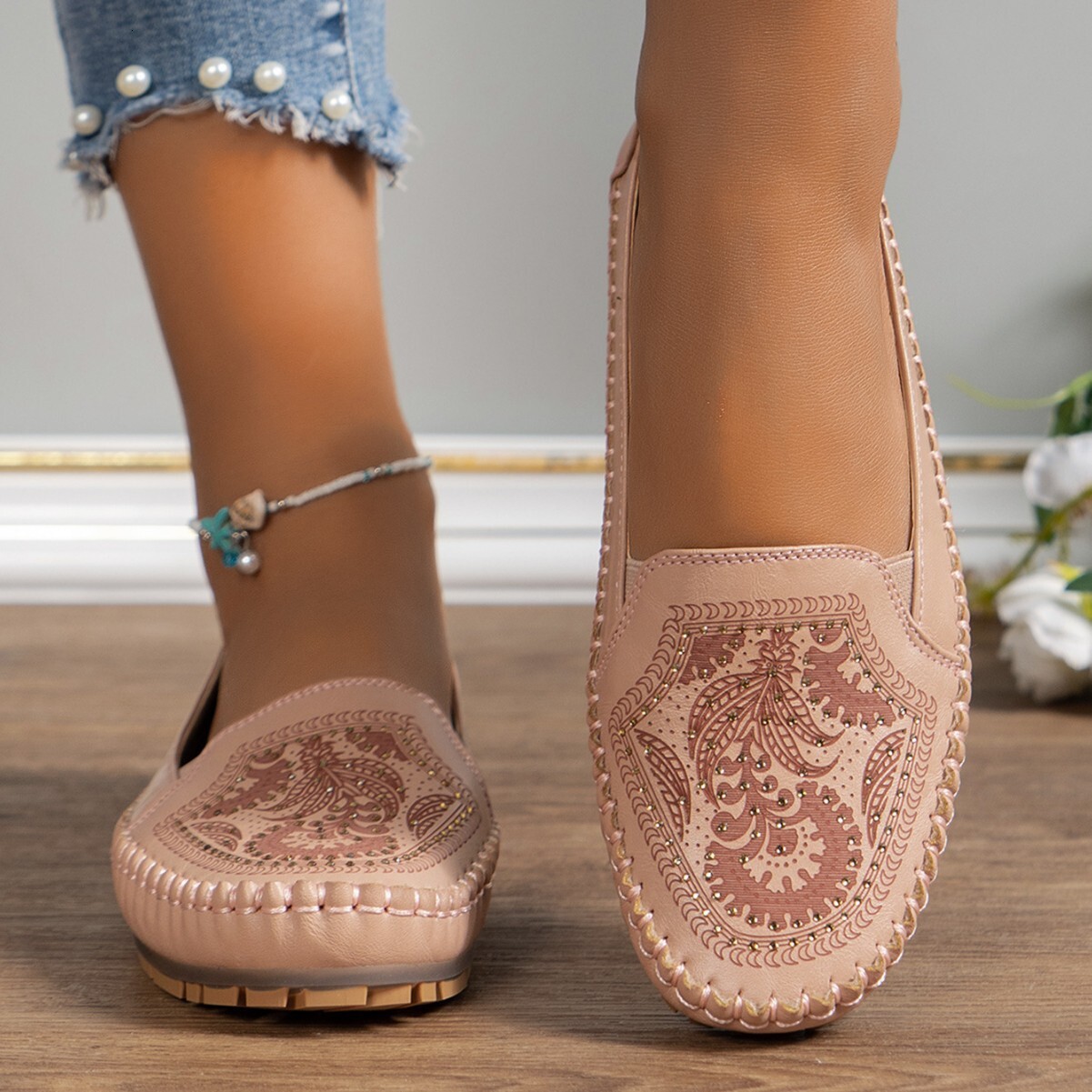 Plus Size Casual Shoes New Laser Stitched Women S Flat Bottomed Loafers Ddmysaturn
