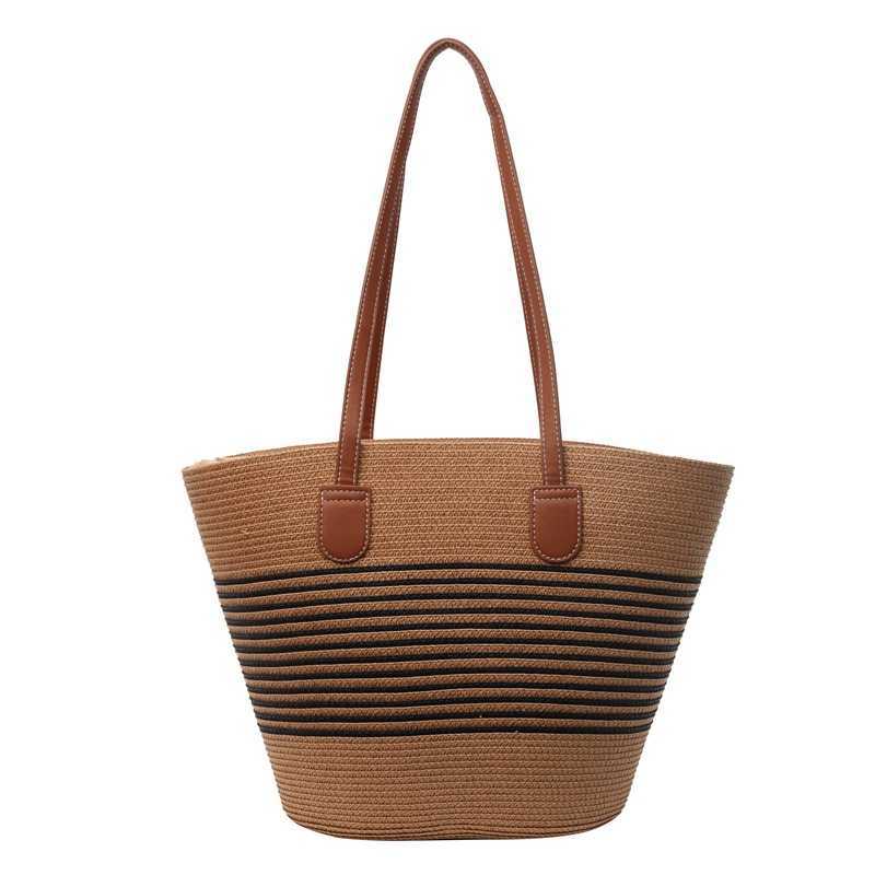 Korean Version Hand Held Bag for Women New Trendy Winter Simple Fashion Grass Woven Beach Niche Handbag