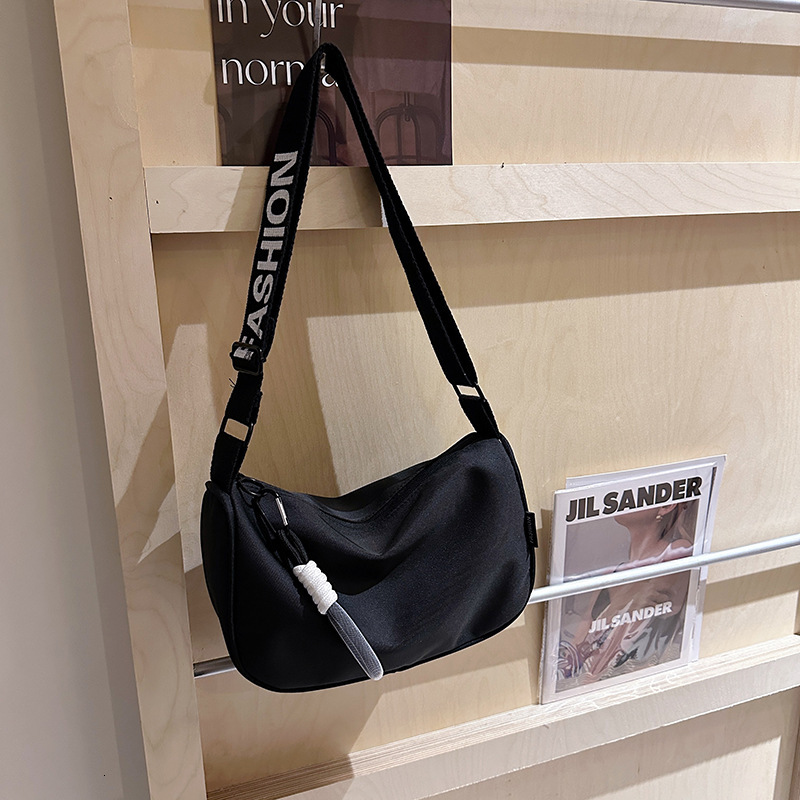 Free Delivery Designer Bag Color Blocking Large Capacity Fashionable Casual 2025 Spring New Versatile Ins Shoulder Crossbody Pillow Korean Version Lux