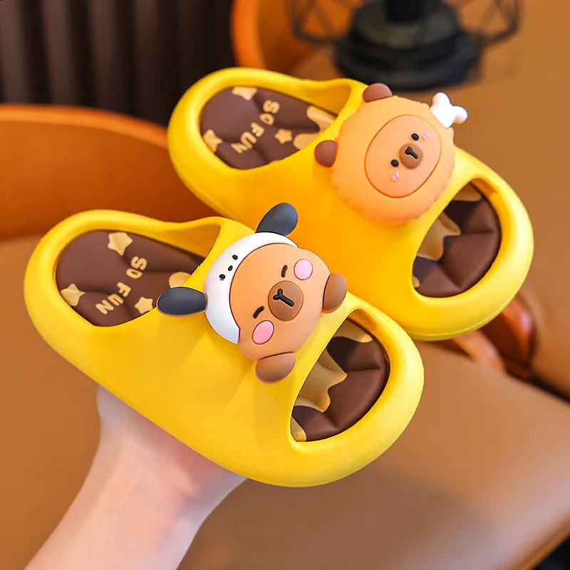 Childrens Sandals Slippers Soft Bottom Non-slip Stamping Sense Slippers Boys and Girls Cute Kapi Bara Indoor Bath Slippers 250519