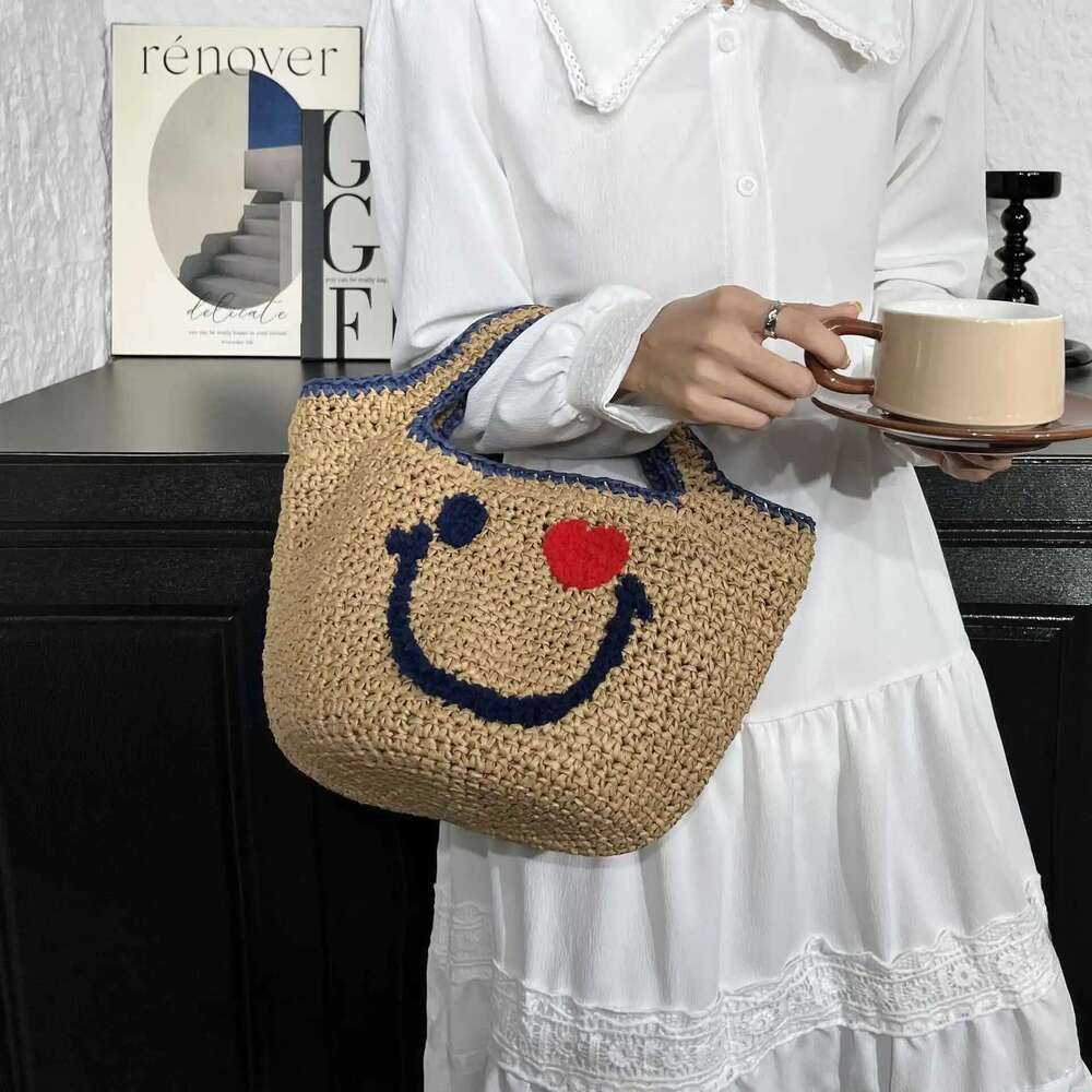 New Arrival Straw Woven Handbag Cute Smiling Face Bucket Knitted Bag Summer Beach Top-Handle Totes Ladies Travel Shopping Purse