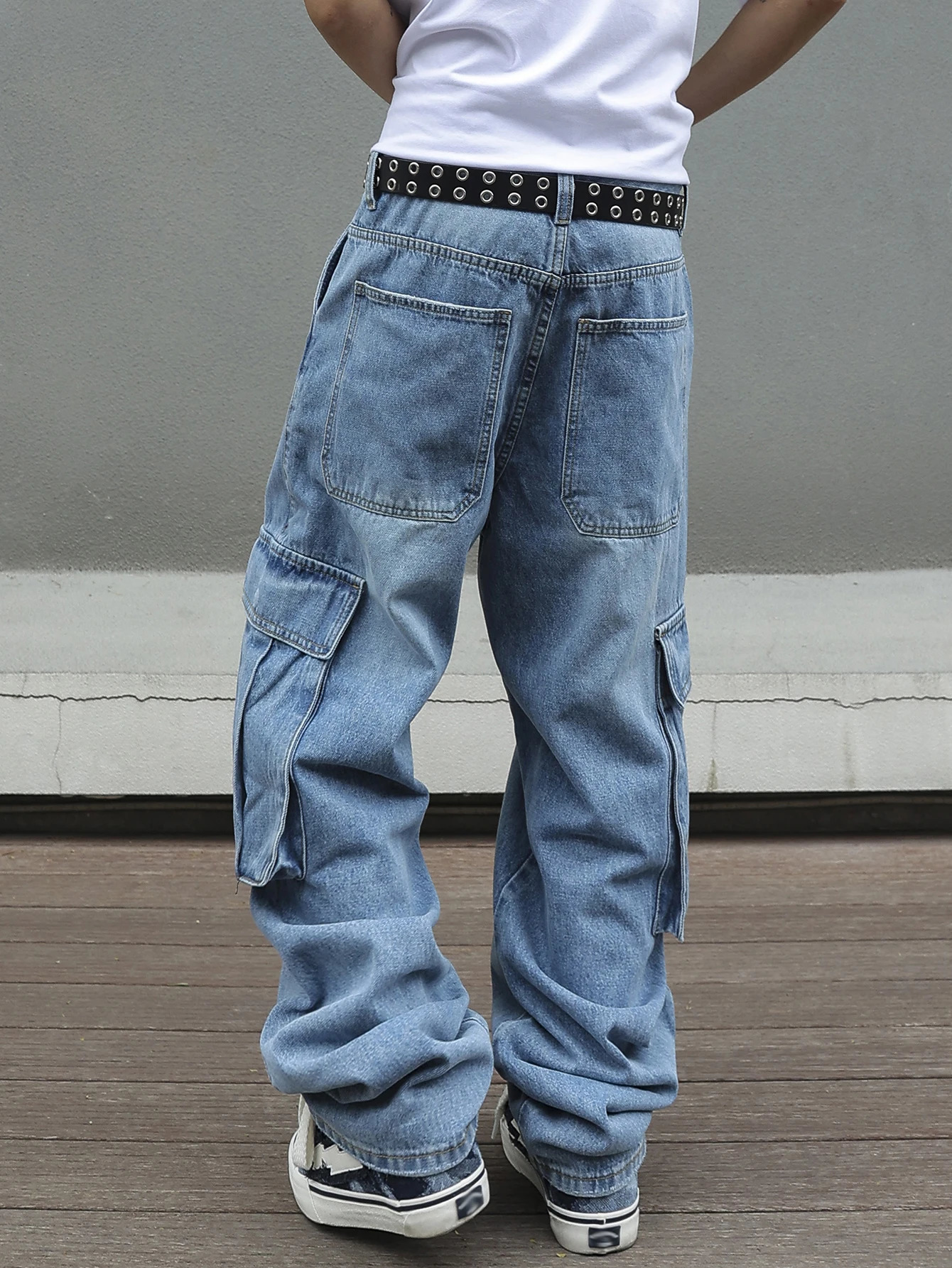 Mens Baggy Cargo Pants Light Blue Washed Denim Multi-Pocket Wide-Leg Jeans Vintage Look Loose Fit Streetwear Style 250517