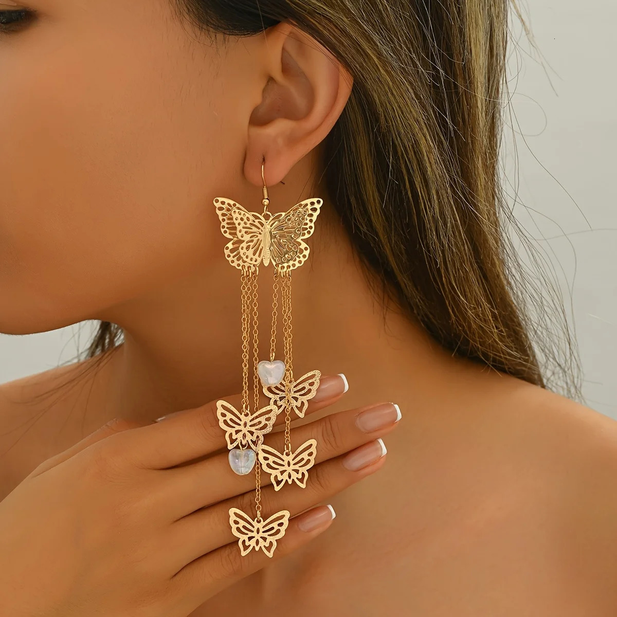 Lxalry 18K Gold-Plated Bow Earrings - Hypoallergenic Tarnish-Free Handcrafted Ideal for Women Everyday Special Occasions 250520