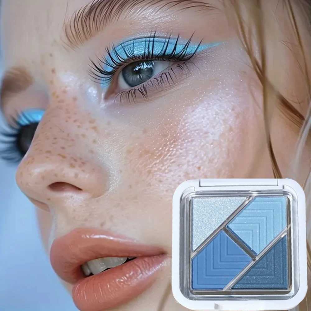 Waterproof Blue Smoky Eyeshadow Palette Four-Color Eyeshadow Palette Including Smudged Matte Metallic Gloss and Pearlescent Texture Easy to Carry W250