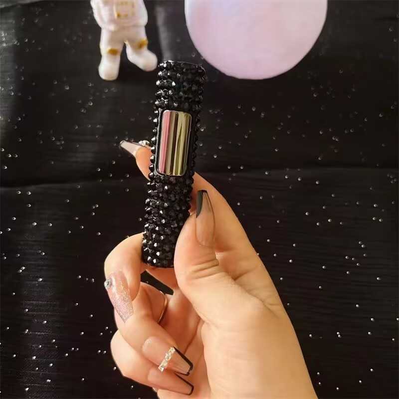 Exquisite Rhinestone Lighters Butane Torch Lighters Windproof Pink Straight Flame Lighters Ladies Smoking AccessoriesC250305