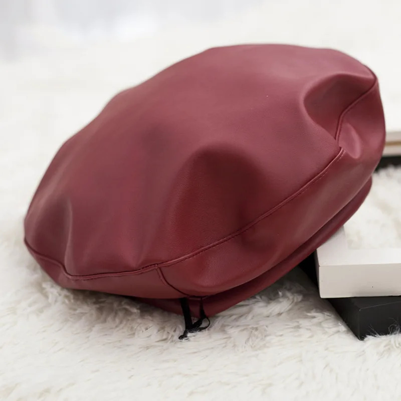 H7481 Autumn Winter Women Beret Hat Retro Fashion PU Leather Korean Berets Cap Female British Solid Color Girl Painter Hats 250520