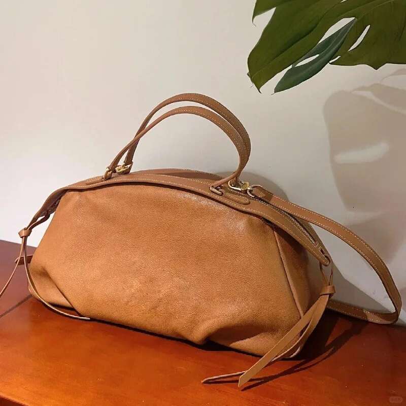 Single Shoulder Women's Autumn And Winter Tote Large Capacity Commuting Crossbody Bag