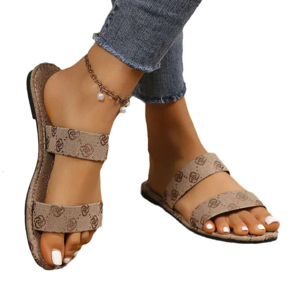 free shipping designer Sandals for woman outdoor breathable light platform slippers fashionable and comfortable pink