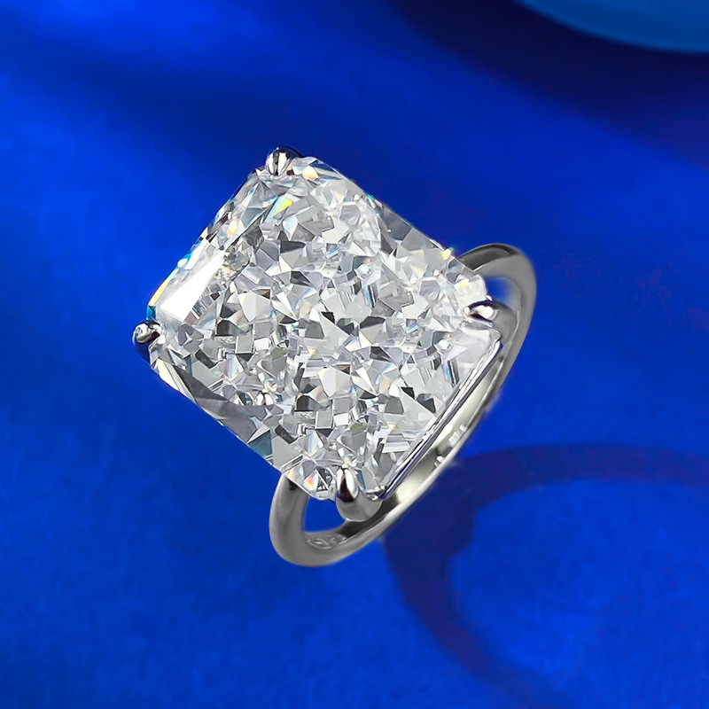 2025 Brand Wedding Rings Luxury Jewelry Designer Solitaire Large White Lab Moissanite Real 925 Sterling Silver Ice Cut Eternity Women Engagement Band 