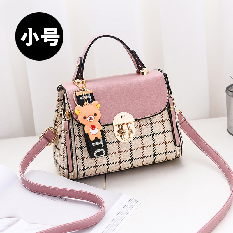 Women's 2025 summer new fashionable single shoulder small square Korean version crossbody bag Free Delivery