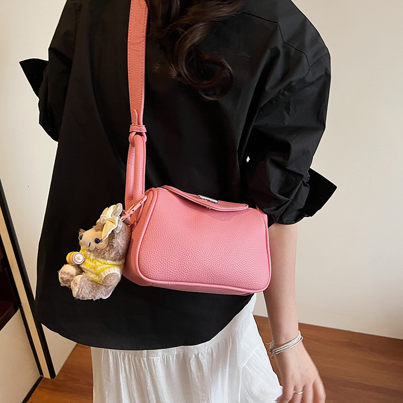 High end lychee patterned fashionable hand-held for women 2025 new trend versatile and stylish light luxury single shoulder crossbody bag