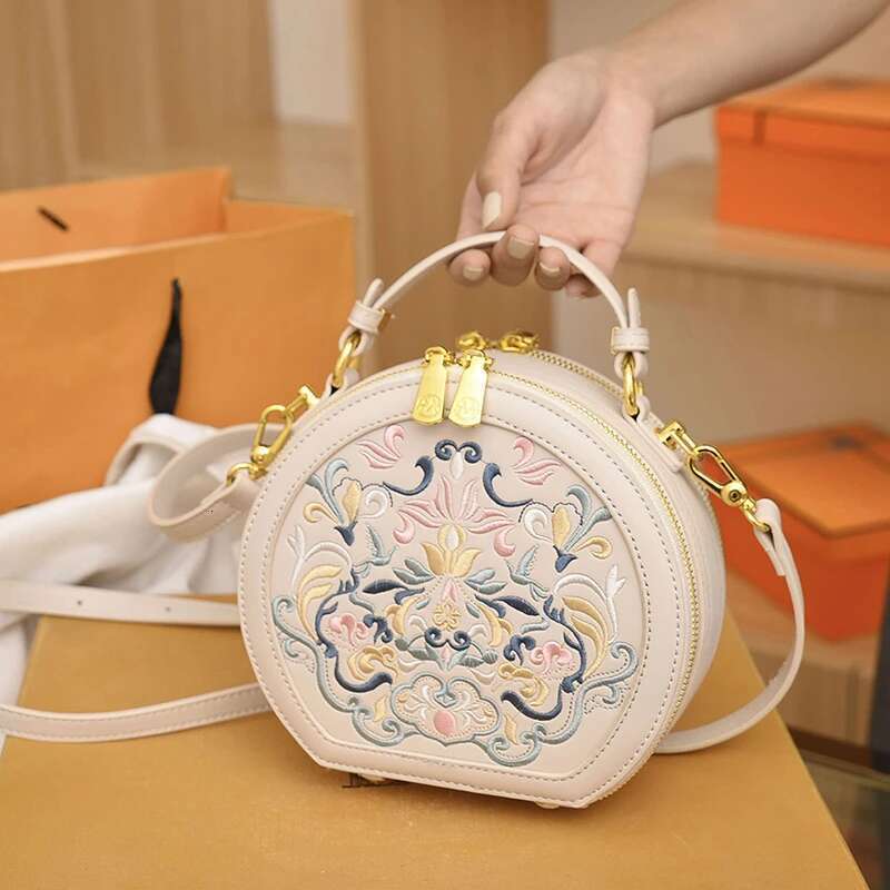 2025 National Embroidered PU Leather Small Handbag Round Shape Women Shoulder Bag Fashion Designer Purses Cross Body Bags