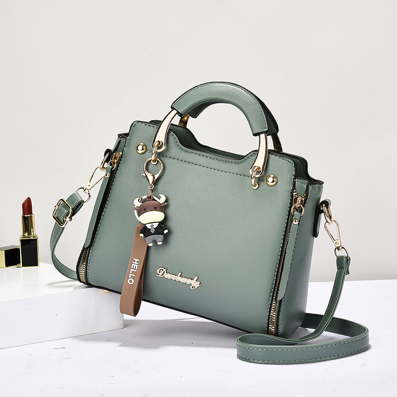 2025 New Fashionable Handbag with Western Style Large Capacity Multi layer Versatile Women's Single Cross Shoulder Bag Trend