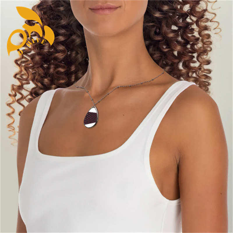 Free shipping 2025 hot designer customized Pendant Necklaces woman Waterdrop necklace