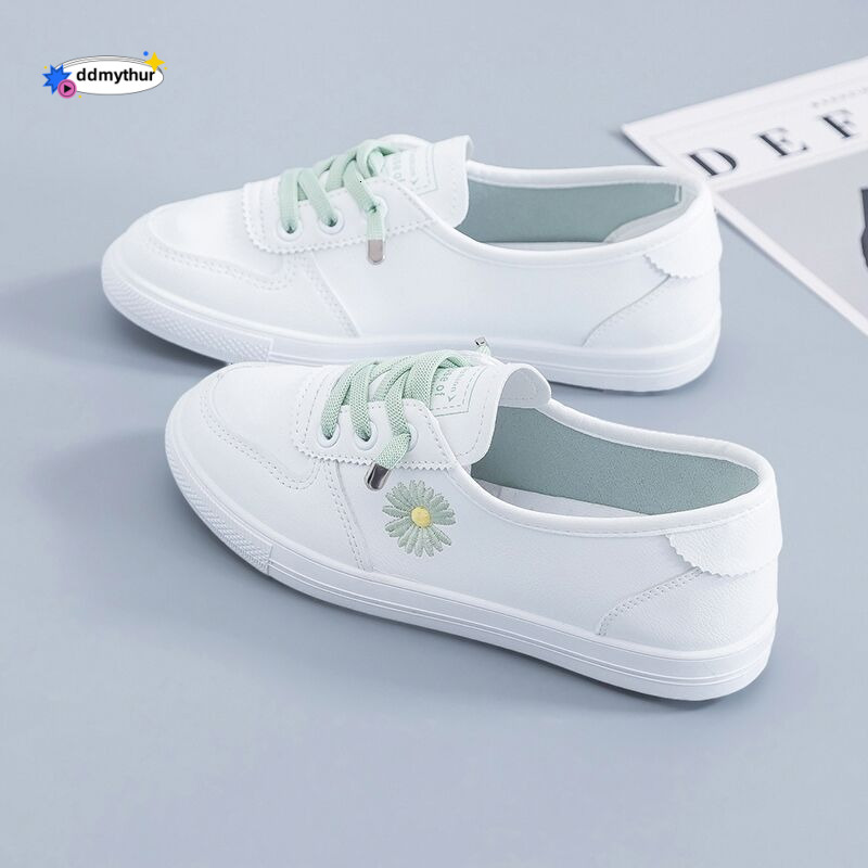 White women's summer 2025 new casual hollowed out breathable mesh flat bottomed board shoes, thin Korean version, versatile ddmythur ddmythur