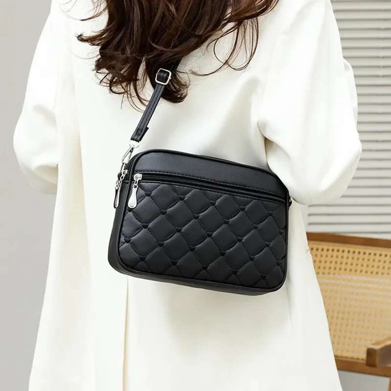 2025 Ladies With High-End And Exquisite New Women's Summer Handbag Versatile Foreign Trade Crossbody Small Square Bags