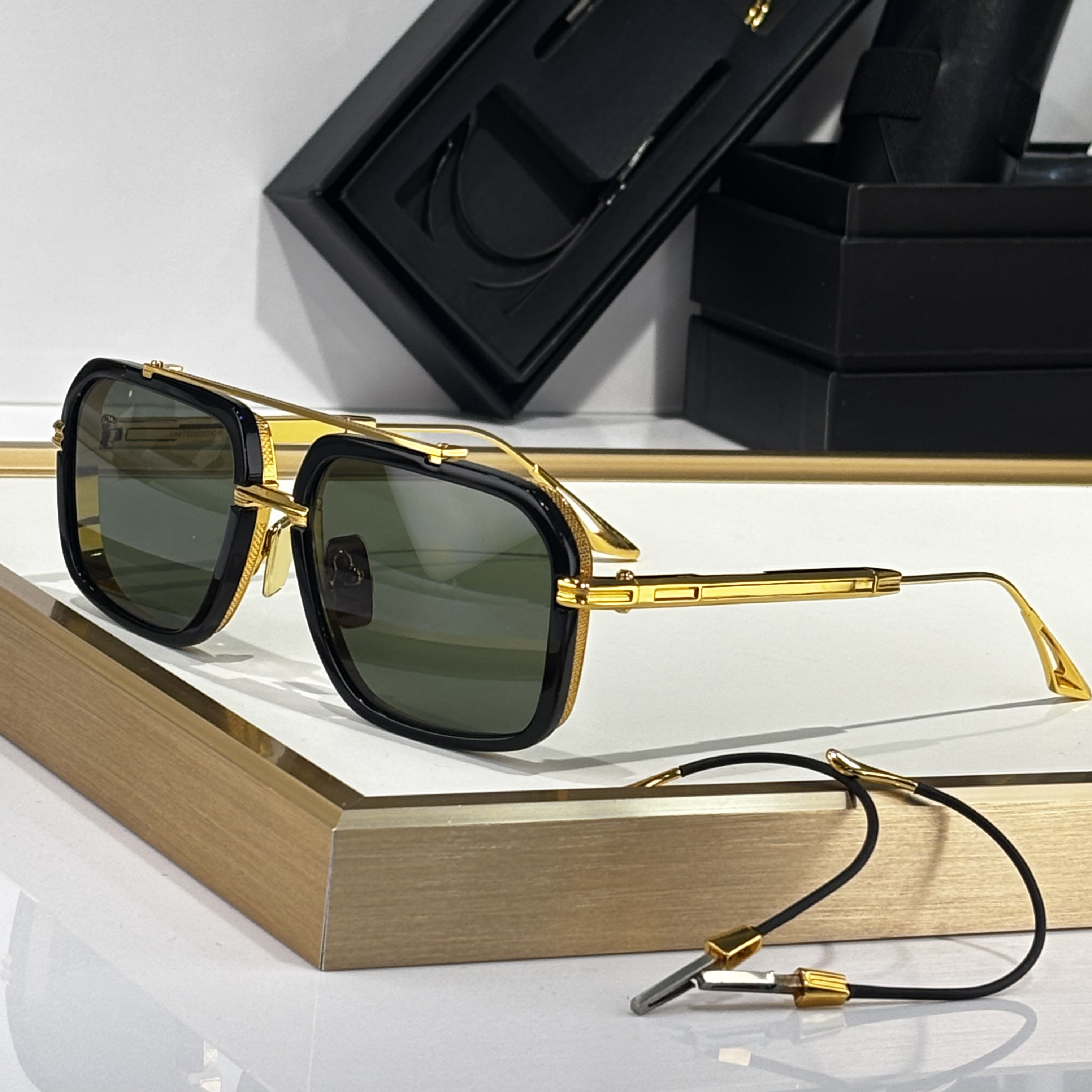 Fashion Sunglasses For Men Women Designers DESO013 EPLX13 Eyewear Trendy Outdoor drive-in Beach Style Anti-Ultraviolet Goggles Acetate Full Frame Random Box