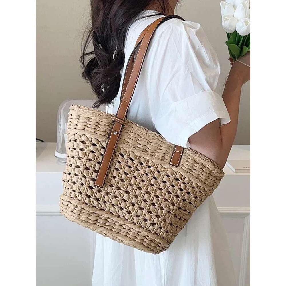 2025 Summer Handwoven Straw Beach Tote Bags For Women Vintage Hollow Out Handbag Basket Rattan Vacation Shoulder Bag