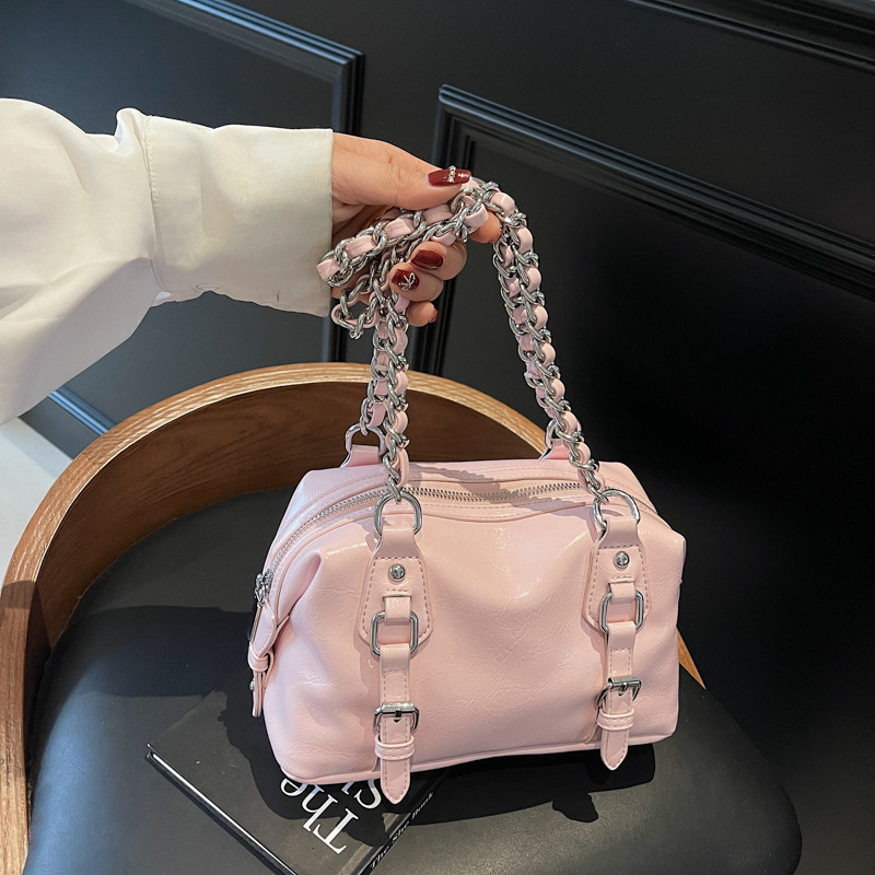 Women's Shoulder Bag Free Shipping Designer Bag Korean Version Fashion Chain Single Handbag 2 New Summer Niche Versatile Crossbody Bag Pillow Bag