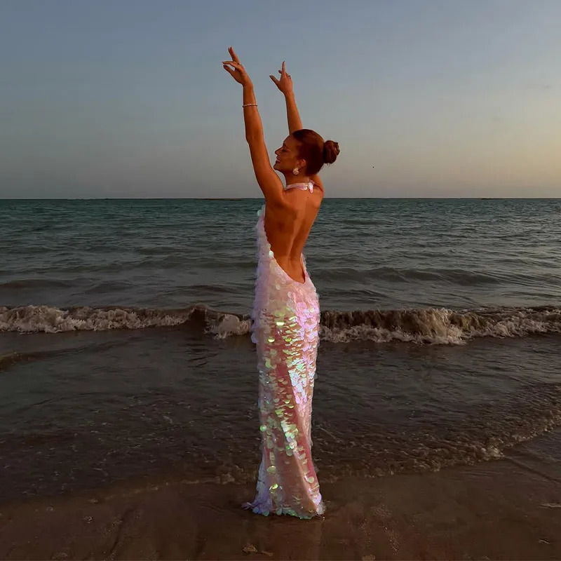 Chic Shinning Sequins Maxi Dress For Women Backless Sleeveless Halter Robes Lady Spring Summer Vacation Beach Dresses 250517