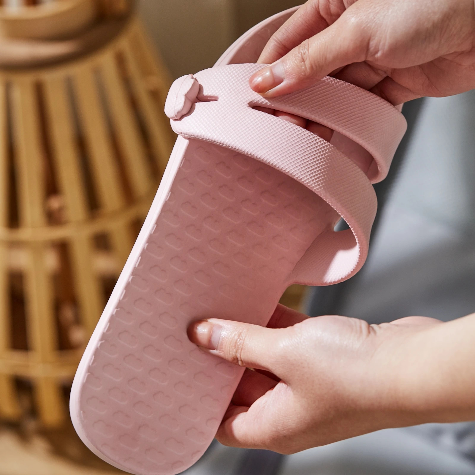 Travel portable slippers travel non-slip lightweight soft sole folding slippers for men and women 250519