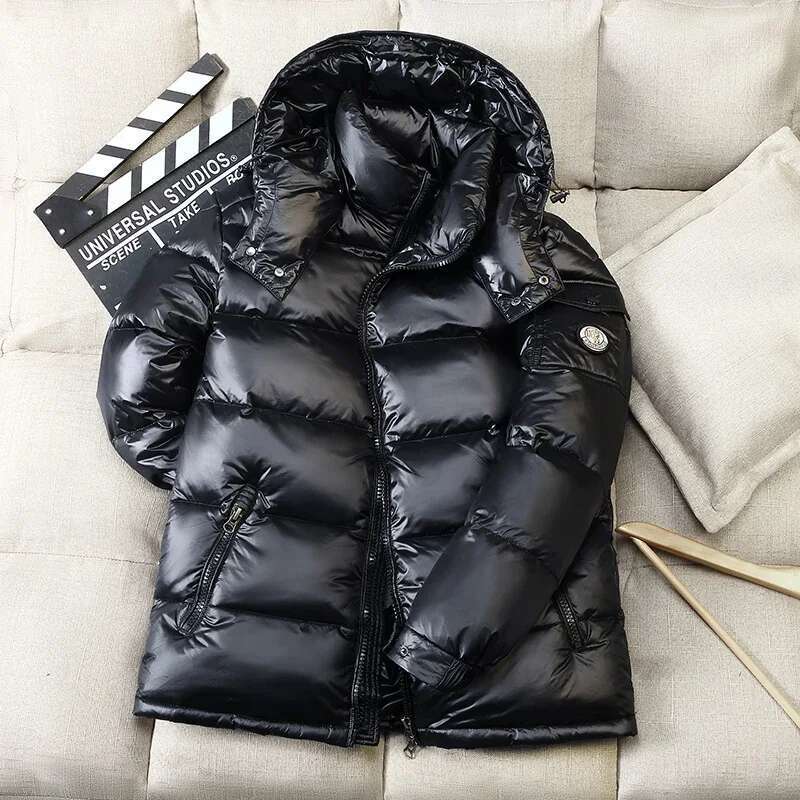 2024 New Winter Warm Jacket Men's Fashion Bright Short Coat Outdoor Light Waterproof White Duck Down Hooded Parka Men Designer
