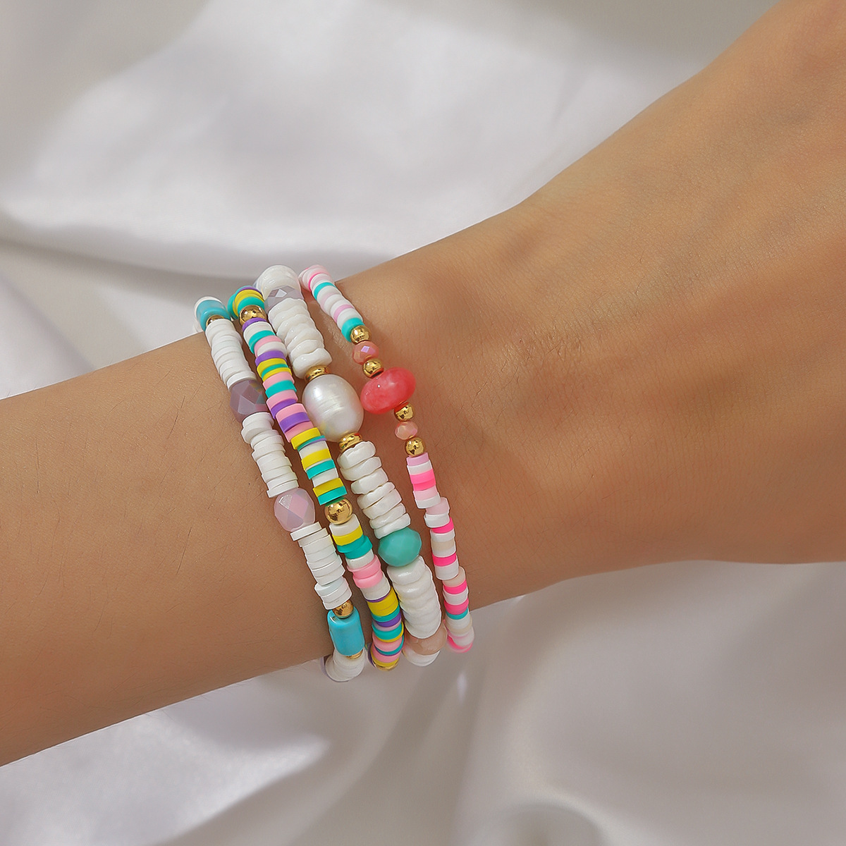 ceramic rice bead freshwater pearl bracelet, fashionable and cute beach style bracelet