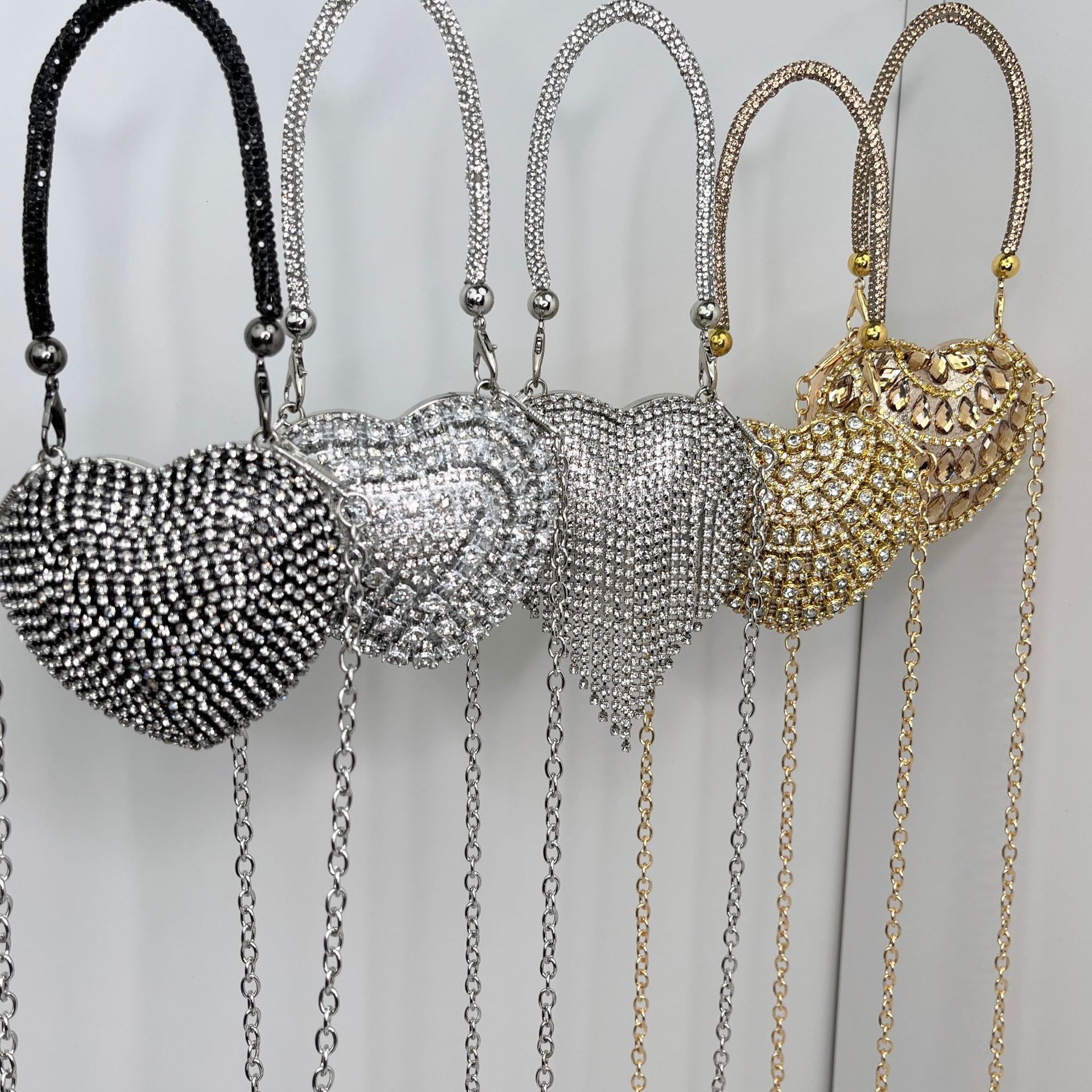 New Fashionable Mini Banquet Shoulder Cross Shoulder Women's Bag Popular Personalized Lipstick Love Bag Advanced Texture Diamond Inlaid Designer 