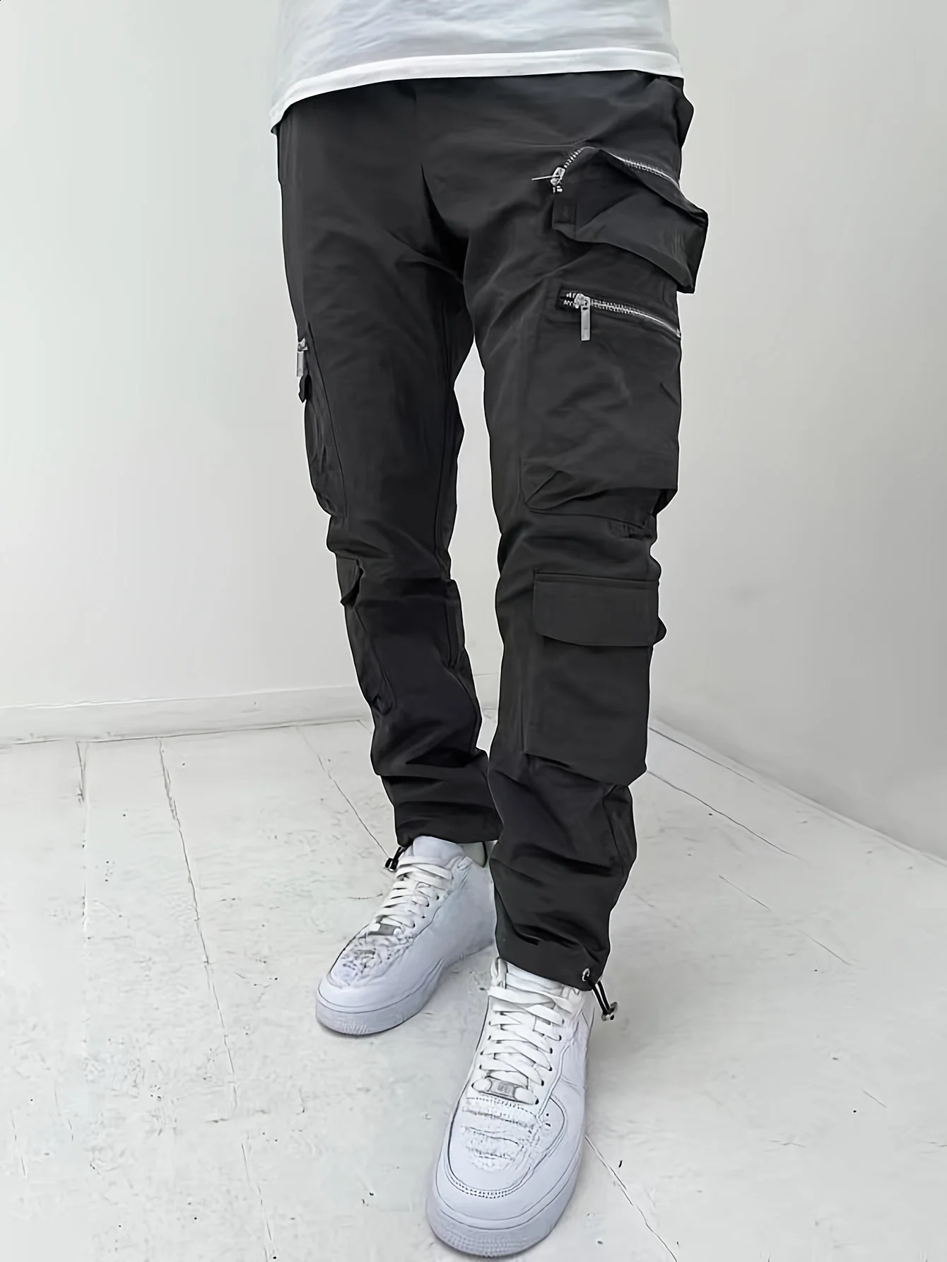 Mens Lightweight Slim-Fit Pleated Waterless-Wash Fabric Asymmetric Pocket Cargo Pants With Cuff Black Light Grey 250519
