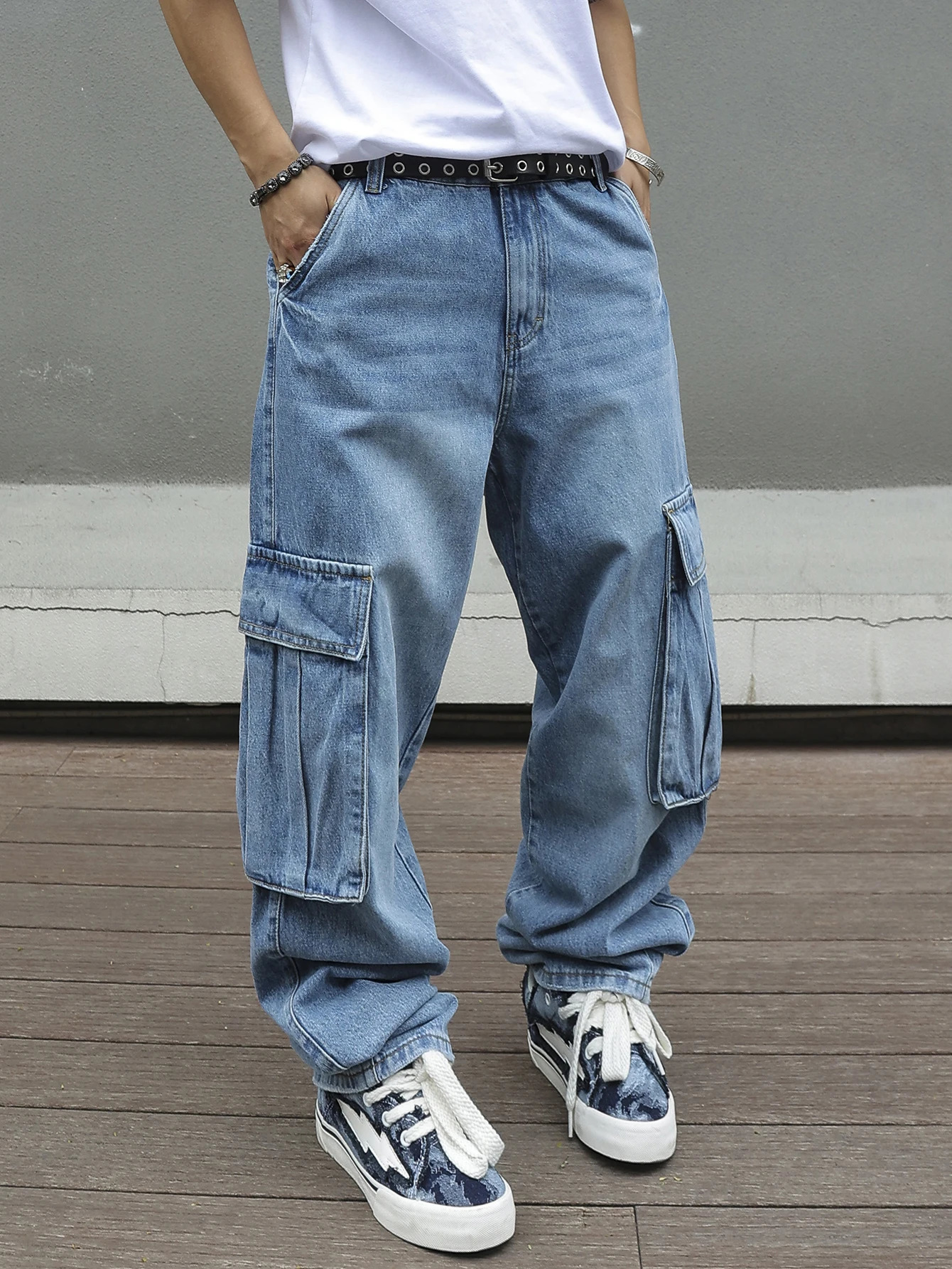 Mens Baggy Cargo Pants Light Blue Washed Denim Multi-Pocket Wide-Leg Jeans Vintage Look Loose Fit Streetwear Style 250517