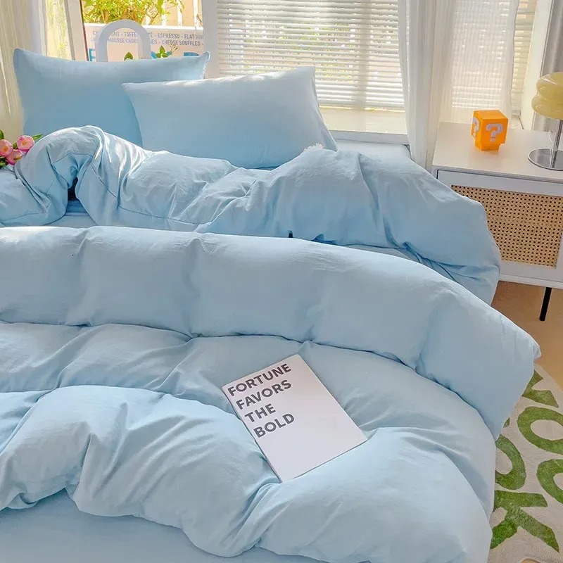 Winter Thickened Warm Soft Milk Velvet Bed Cover Cute Printed Quilted Bedspreads Pillowcase 3psc for Single Double Bed Bedsheet K