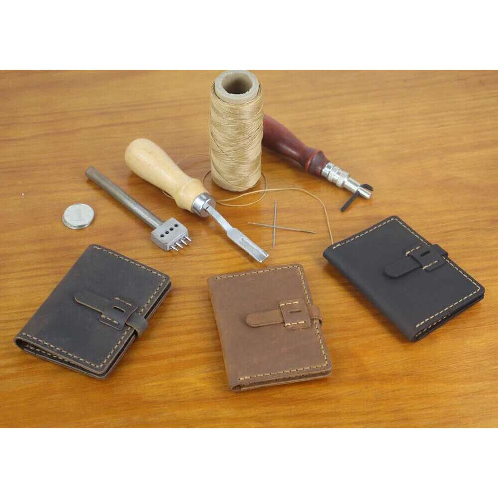 High Quality Handmade Genuine Holder Men Wallet ID Business Card Sleeve Leather Women Bifold Purse Small MC431