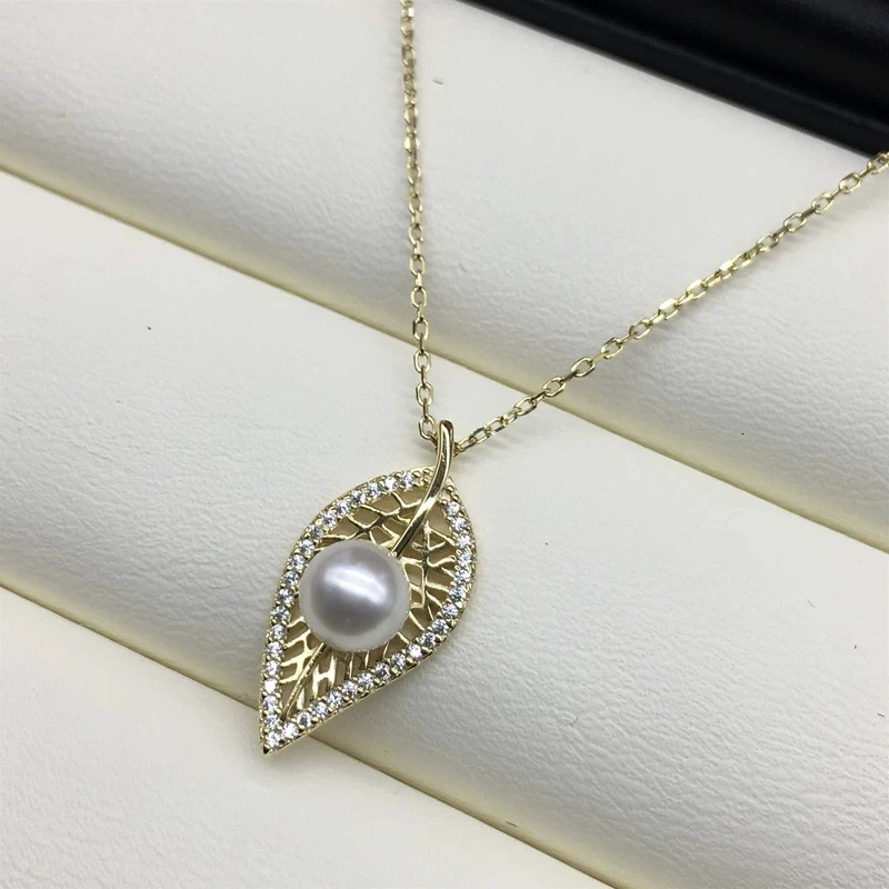 OXTAO Freshwater Pearl Leaf Pendant Necklace 14K Gold Bag for Women Clavicle chain necklace exquisite jewelry gift 250520