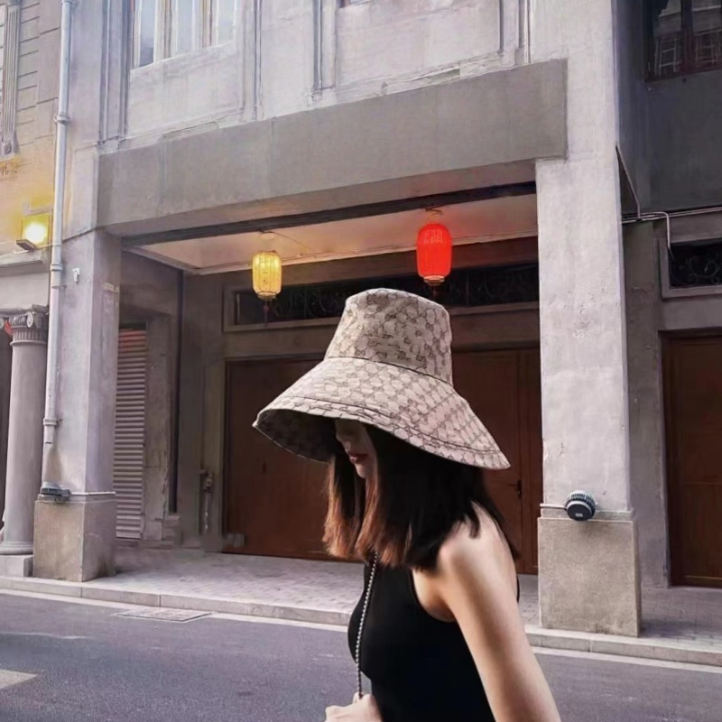 Letters hats designers men versatile bucket cap for women wide brim sports mens cap beach plain dyed four season collection black casquette luxe hg325