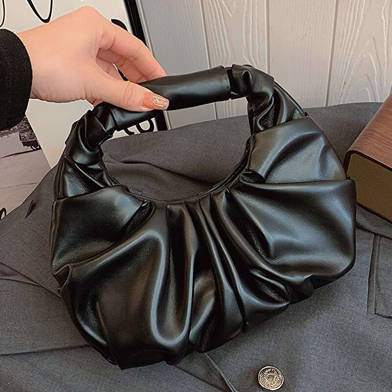 Niche high-end texture cloud women's 2025 new stylish pleated armpit fashionable hand-held small bag