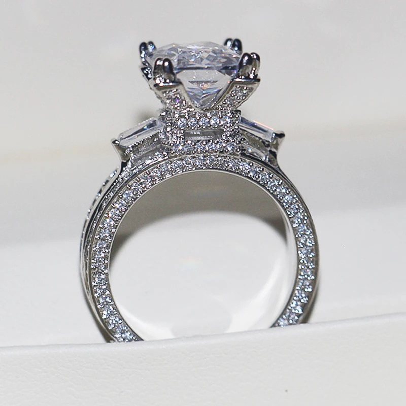 Huitan Gorgeous Full Cubic Zirconia Ring for Women Inlaid Square CZ Stone Engagement Wedding Rings Fashion Jewelry 250519