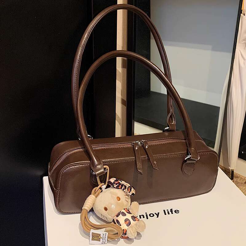 High end armpit women's 2025 new niche single shoulder French stick large capacity commuting bag