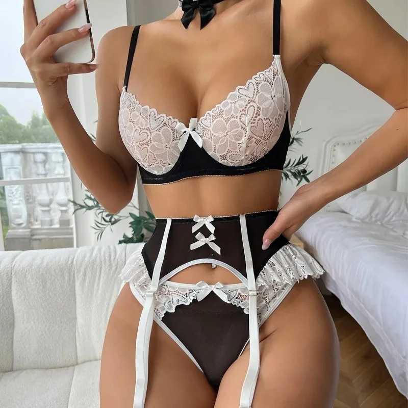 5 Pcs Outfit Lace Lingerie Stocking Underwear Sexy Heart Floral Lace Steel Ring Gathered Bra Cutey Panties Exotic Sets R250520