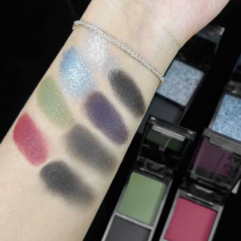 Smoky Glitter Blue Eyeshadow Palette 2-Color Red Black Green Matte Eye Shadow Dark Punk Eyes Pigment Halloween Eyeshadow MakeupXJ250520