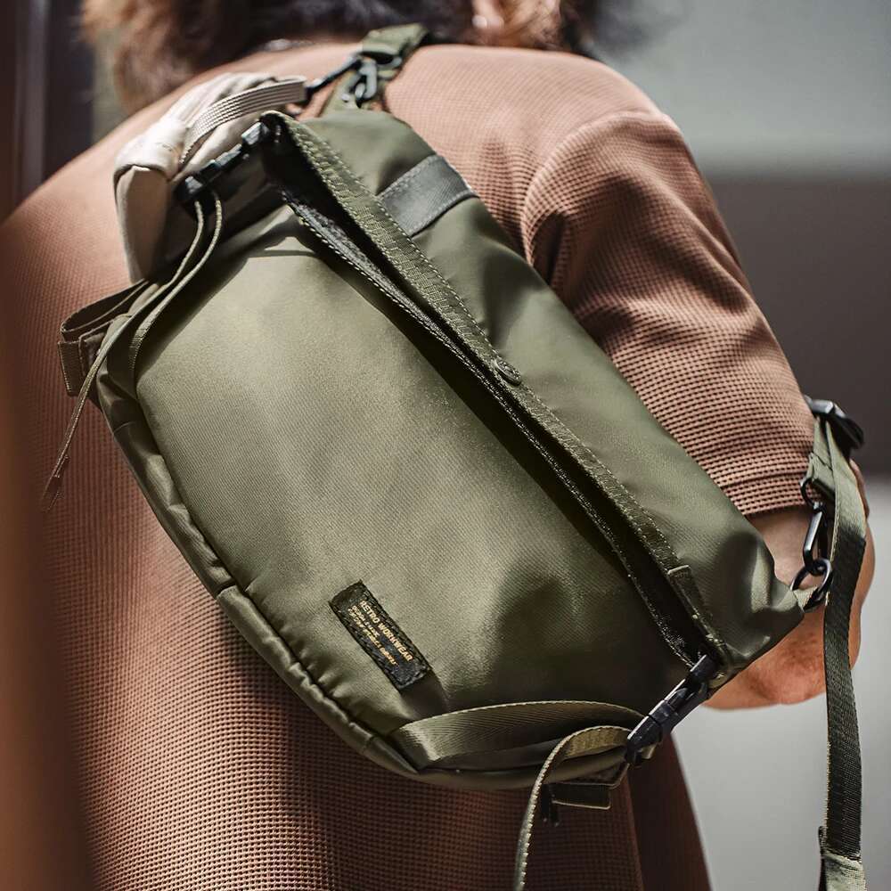 Maden Outdoor Style Cycling Functional Large Capacity Crossbody Multifunctional Shoulder Messenger Bag For Men' Daily